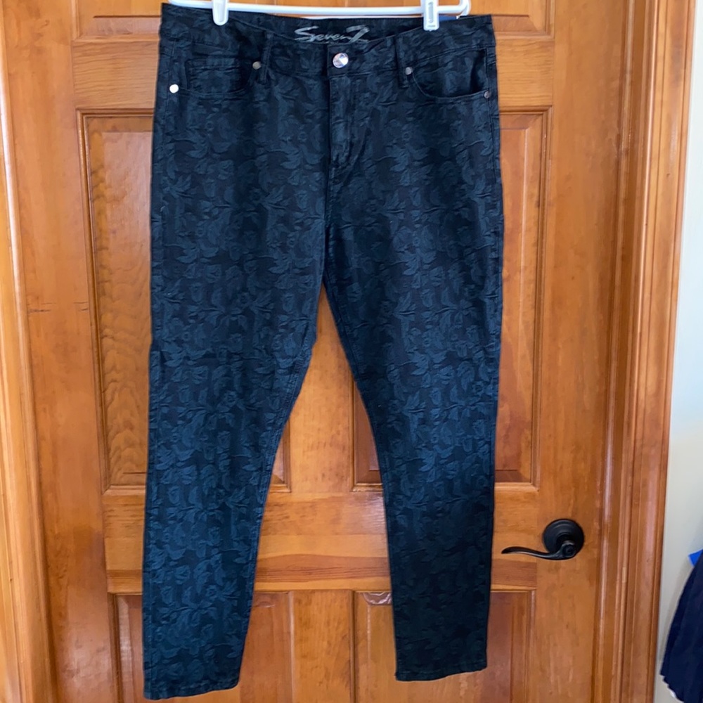 Seven 7 Women’s skinny Jeans Size 16-NWTS